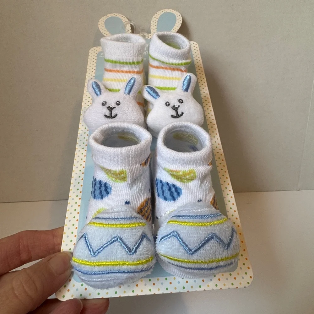 🐰Cute!! Easter Baby Rattle Booties 0-12 mos